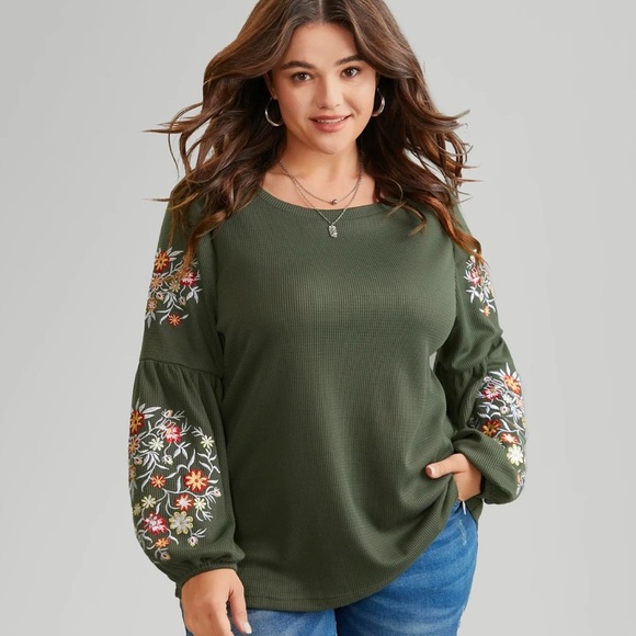 BloomChic Waffle Knit Floral Embroidered Lantern Sleeve Top Army Green - Picture 1 of 5